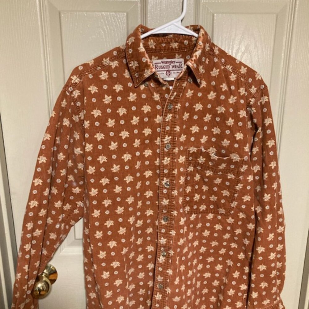 Medium Wrangler Leaf Flannel